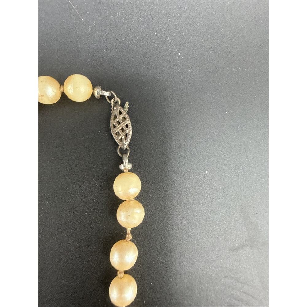 Lot Of 3 Vintage Faux Pearl Necklaces - Picture 4 of 4